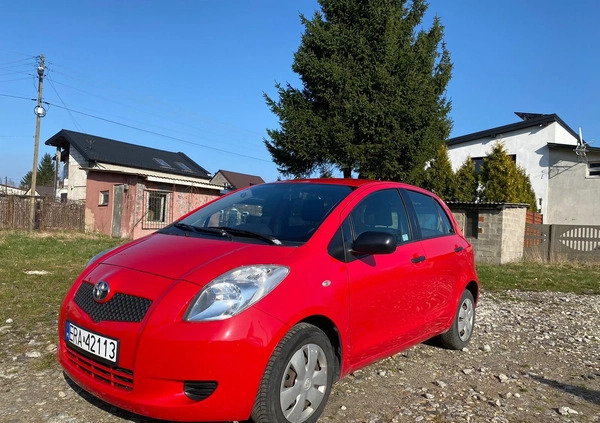 Toyota Yaris cena 11700 przebieg: 170000, rok produkcji 2007 z Radomsko małe 154